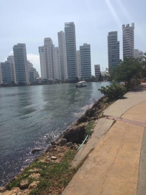 Sol, Arena, Mar, Y Piscina Apartment Cartagena Exterior photo